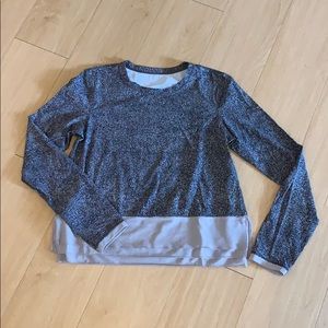 NWOT lulu lemon cropped long sleeve